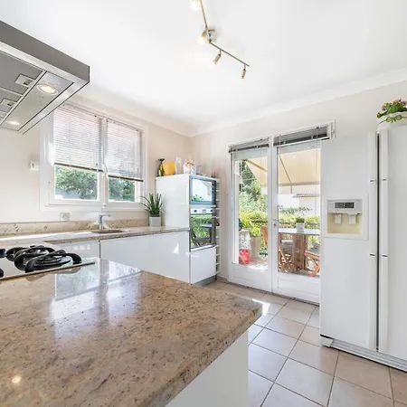Wdf 4 Bedrooms With Pool In Le Cannet