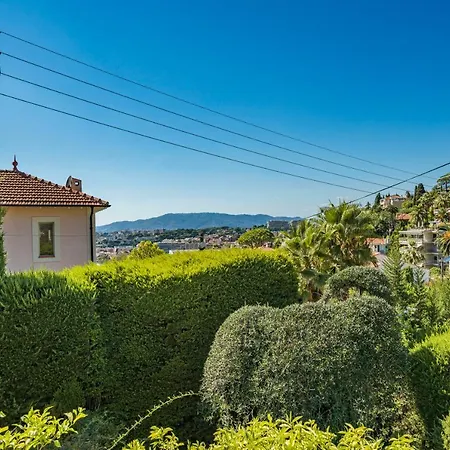 Villa Wdf 4 Bedrooms With Pool In *